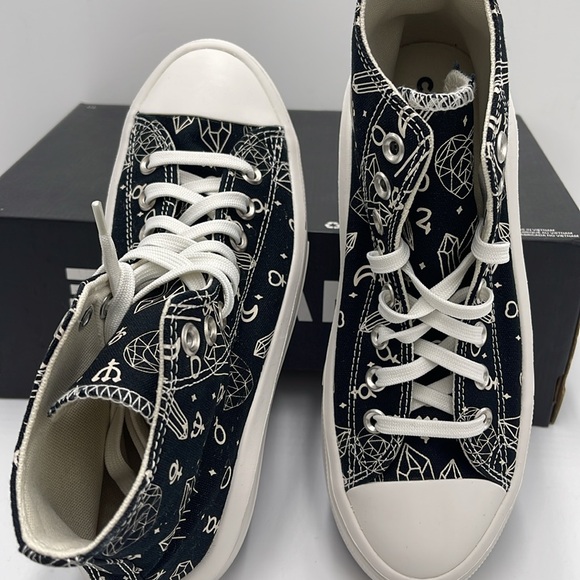 Converse WMNS CTAS MOVE HI
BLACK/NATURAL IVORY A03725C Platforms Sneakers - Picture 12 of 16